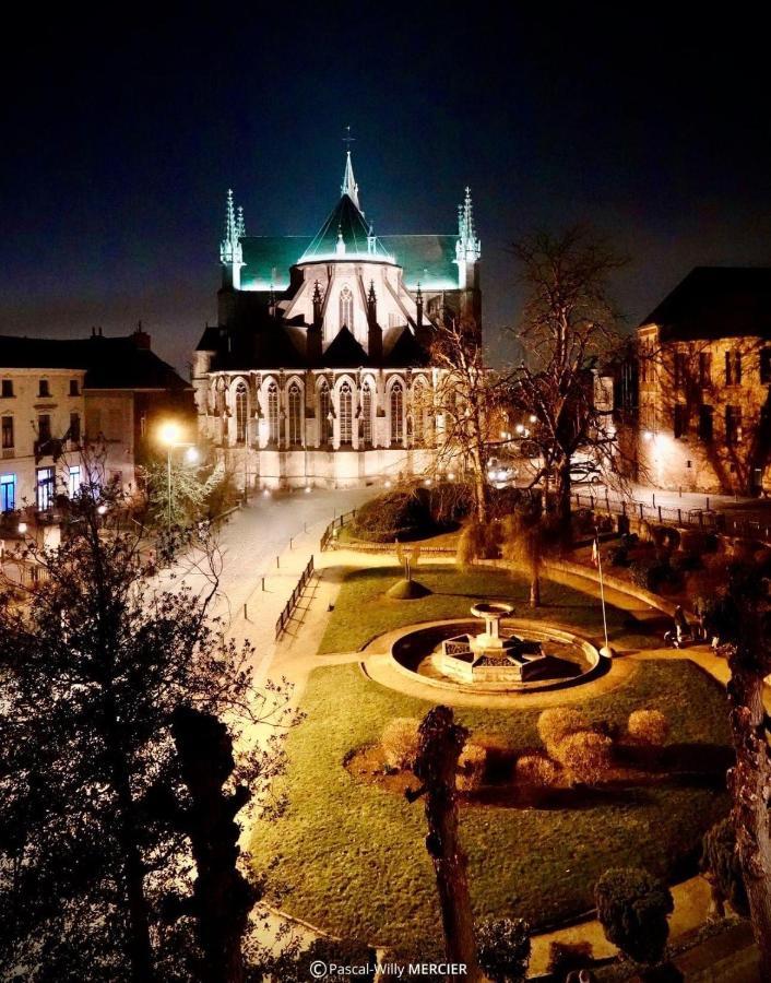 Luxury Apartment Mons City Center Exterior photo